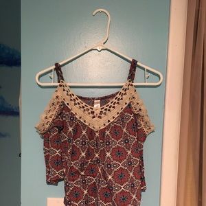 Women’s Off the Shoulder Top